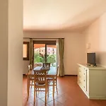 Charming Small V4 Sleeps 4 - No Pool Punta de su Torrione