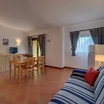Charming Small V4 Sleeps 4 - No Pool * Punta de su Torrione
