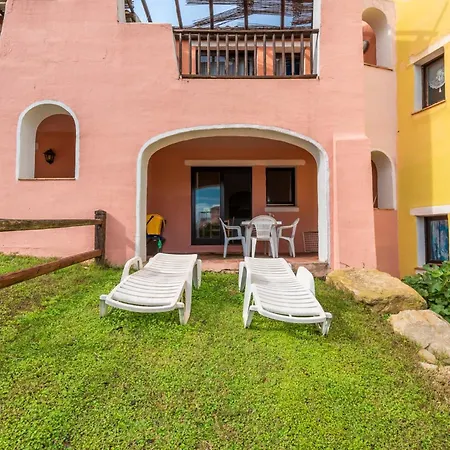 Villa Charming Small V4 Sleeps 4 - No Pool Punta de su Torrione