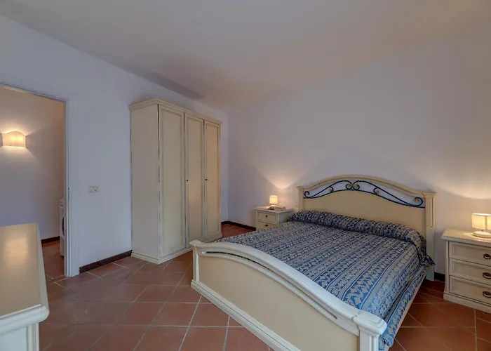 Charming Small V4 Sleeps 4 - No Pool * Punta de su Torrione