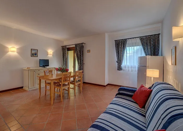 Charming Small V4 Sleeps 4 - No Pool * Punta de su Torrione